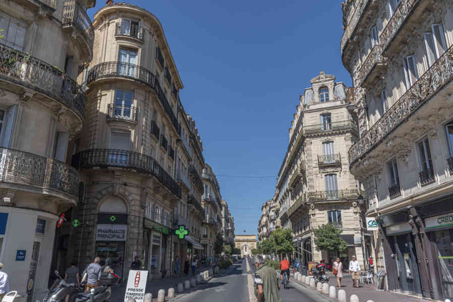 Francia - Montpellier 074 - calle Foch.jpg